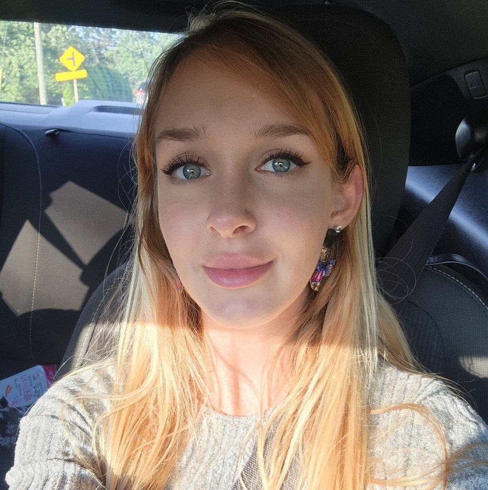 Meet your Posher, Dasha